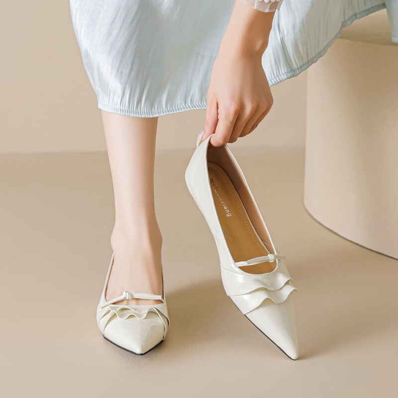 Unique Designer Style Shallow Pointed-Toe Women's Shoes 2026 New Model Wedge Flat Shoes Large Size Women's Flat Shoes for Wide Feet