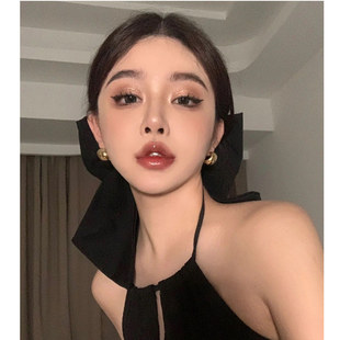 ��ɫ��������Y�l�AŮ�F��픊A�@ĘС���X�יM�A���Ӱl����l�^�