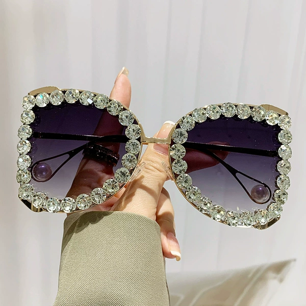 Golden frame gradient gray
