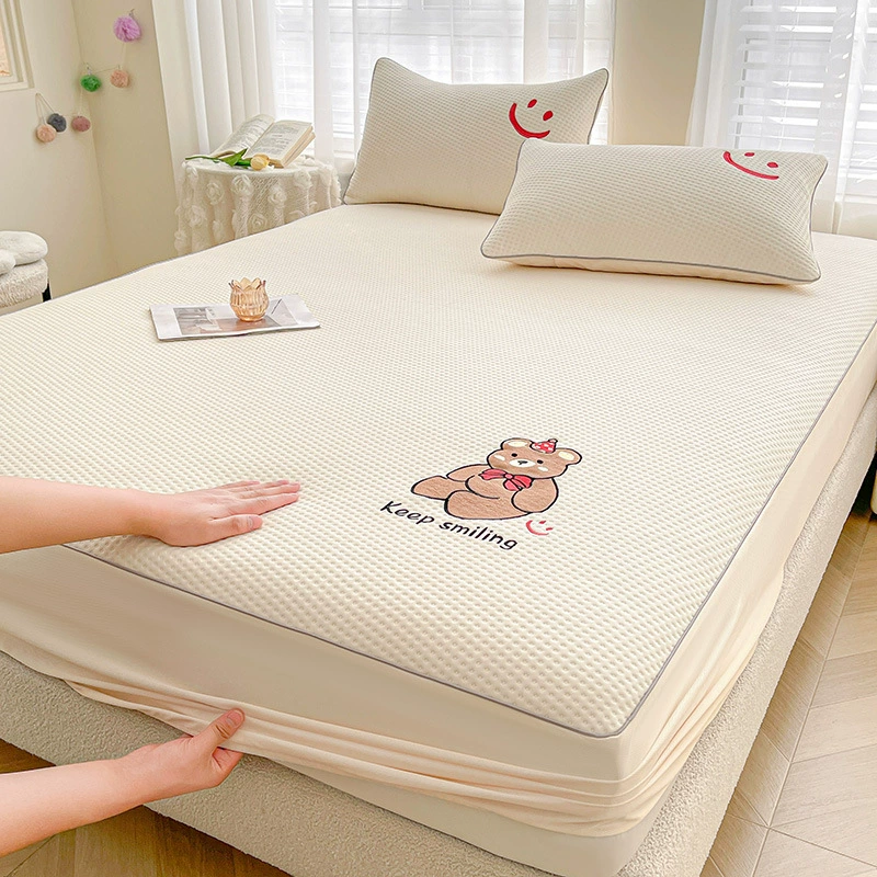 Quilted sheet, mattress, summer silk protective case