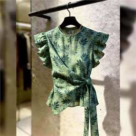 法式荷叶边袖绿色上衣女夏季休闲设计感小众系带显瘦气质背心衬衫