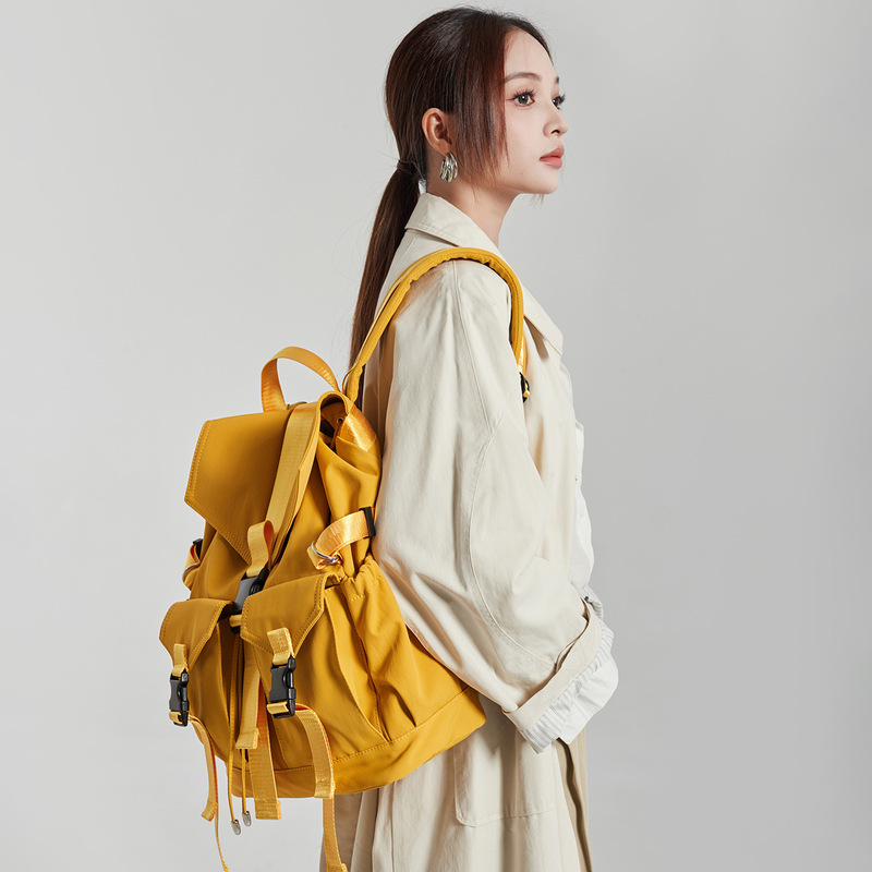 Niche High-End Backpack, Casual Large-Capacity Backpack, Women's Versatile Computer Bag, Middle-Aged Women's Travel Backpack