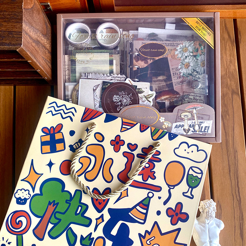 創意誕生日プレゼント実用手帳プレゼント箱男の子と女の子の誕生日プレゼントは学生に学校が始まります。