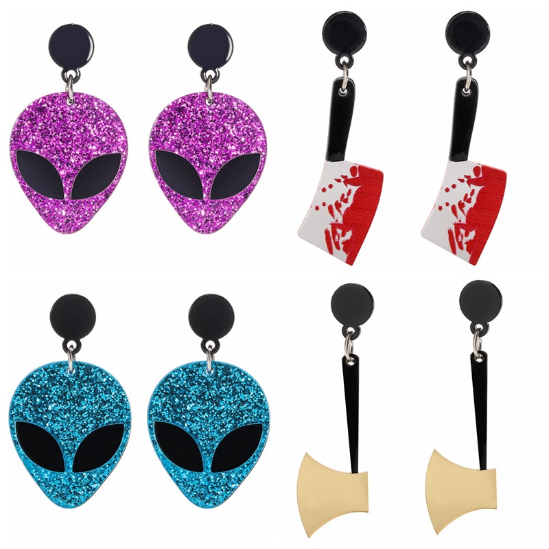 Personalidad europea y americana Alien Glitter máscara moda astronauta pendientes simple horror cuchillo hacha colgante pendientes