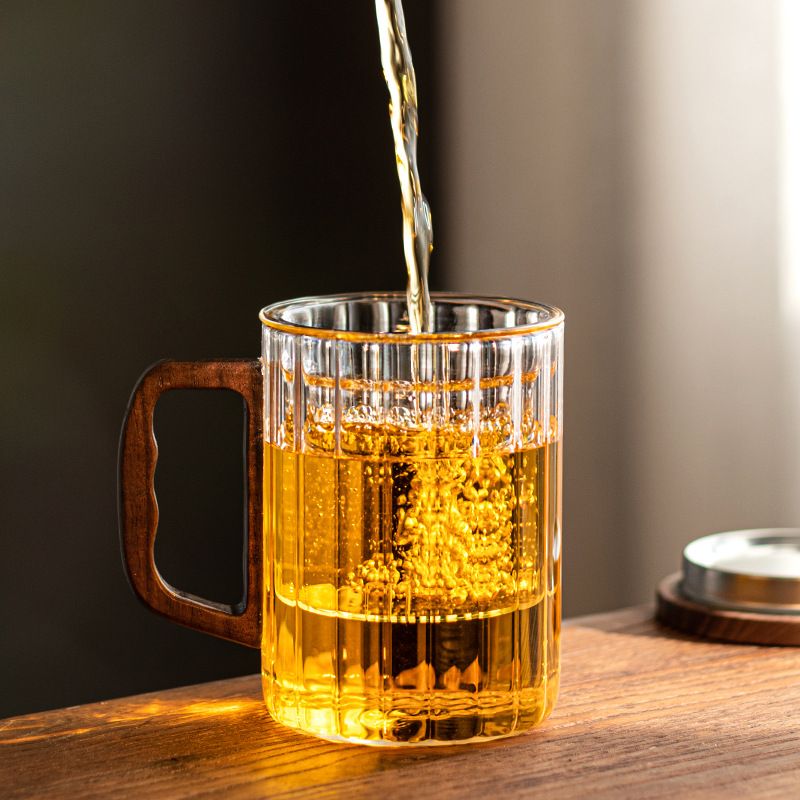 Taza de té vertical transparente de oficina resistente al calor taza de cubierta de madera mango de separación de agua de té de alta borosilicona vidrio de tres piezas taza