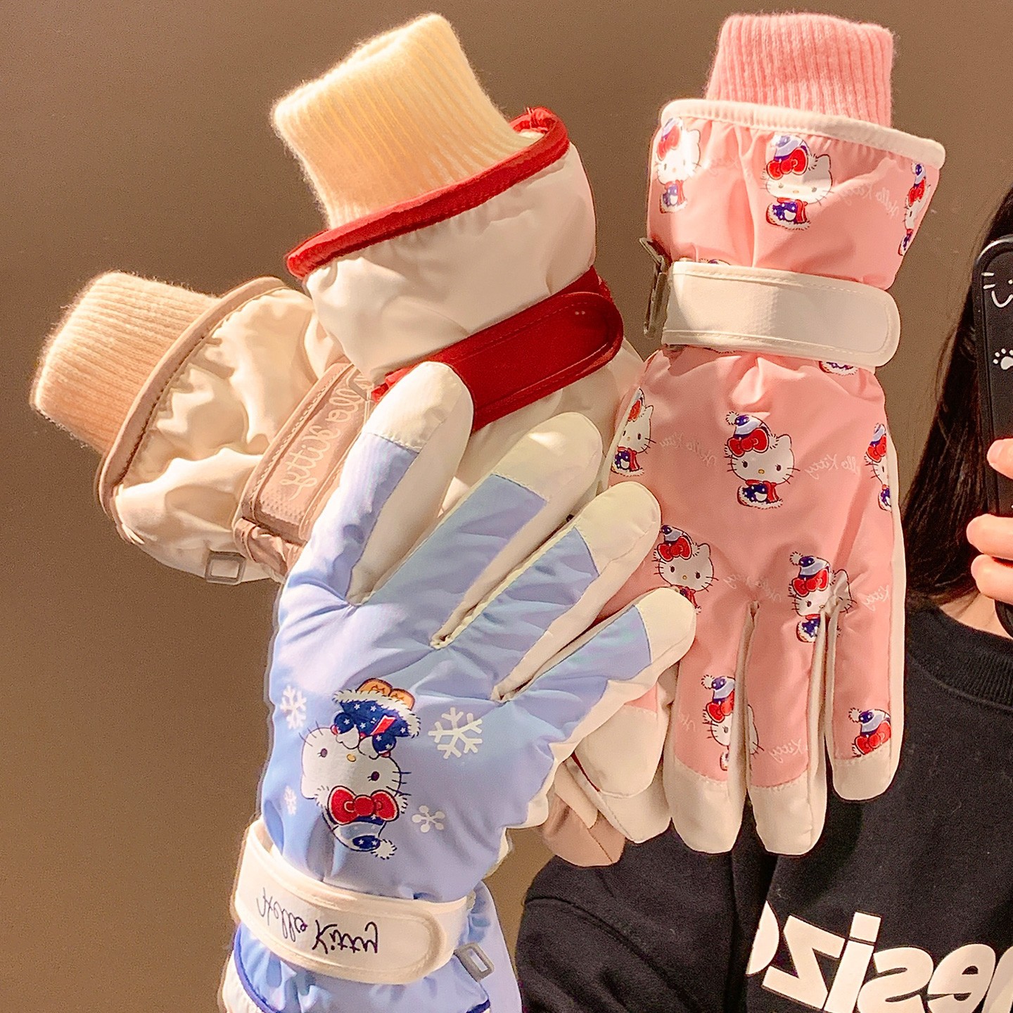Sanrio auténtico guantes de esquí de montar Hellokitty para mujeres de invierno con pantalla táctil caliente y lindo a prueba de viento para montar en bicicleta