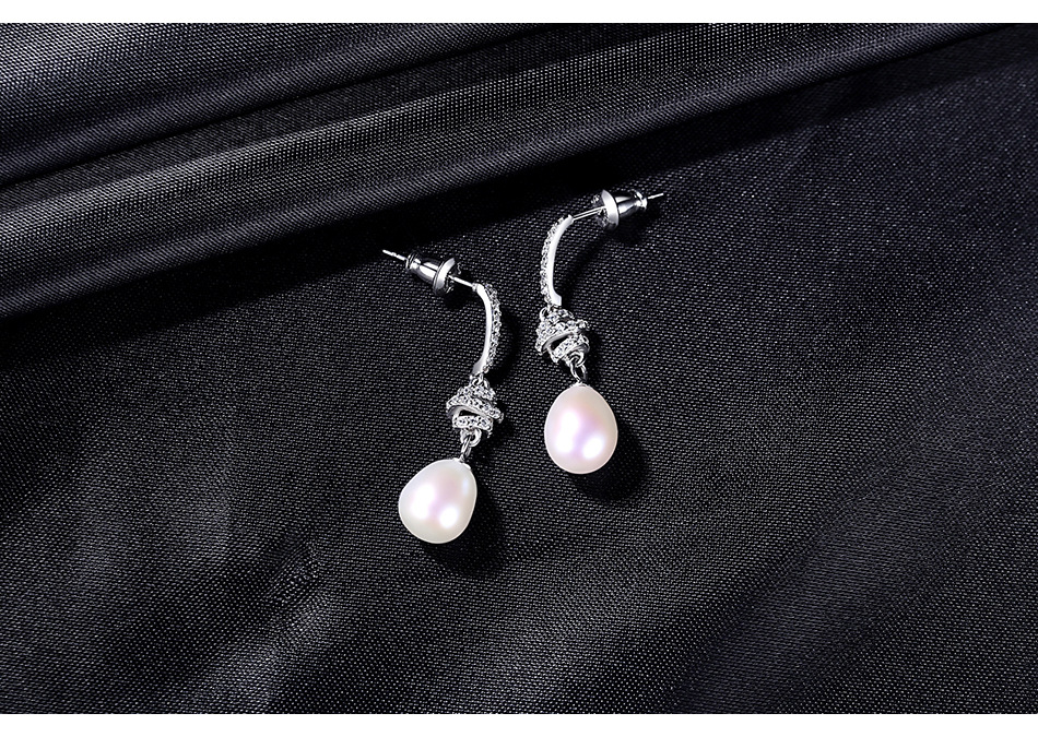 925 Silver Vintage Zircon Pearl Long Earrings display picture 4