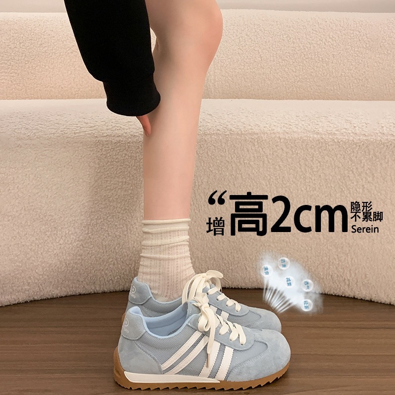 Zapatos rojos de entrenamiento de mujeres 2026 verano nuevo retro explosión de suela gruesa Gump zapatos de cuero suave zapatos casuales