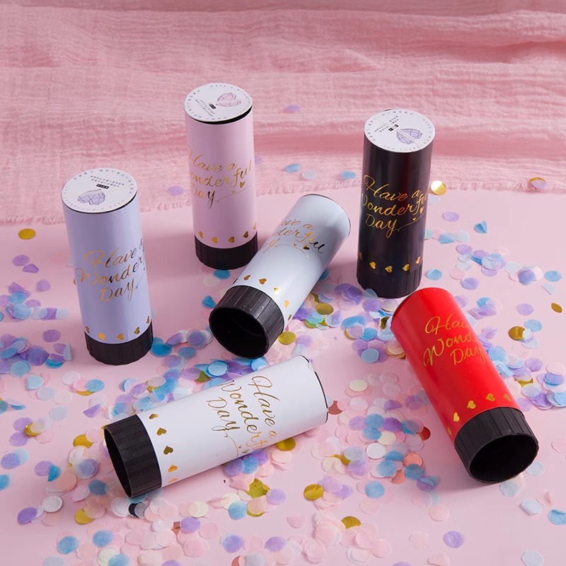 손으로 조인 경례