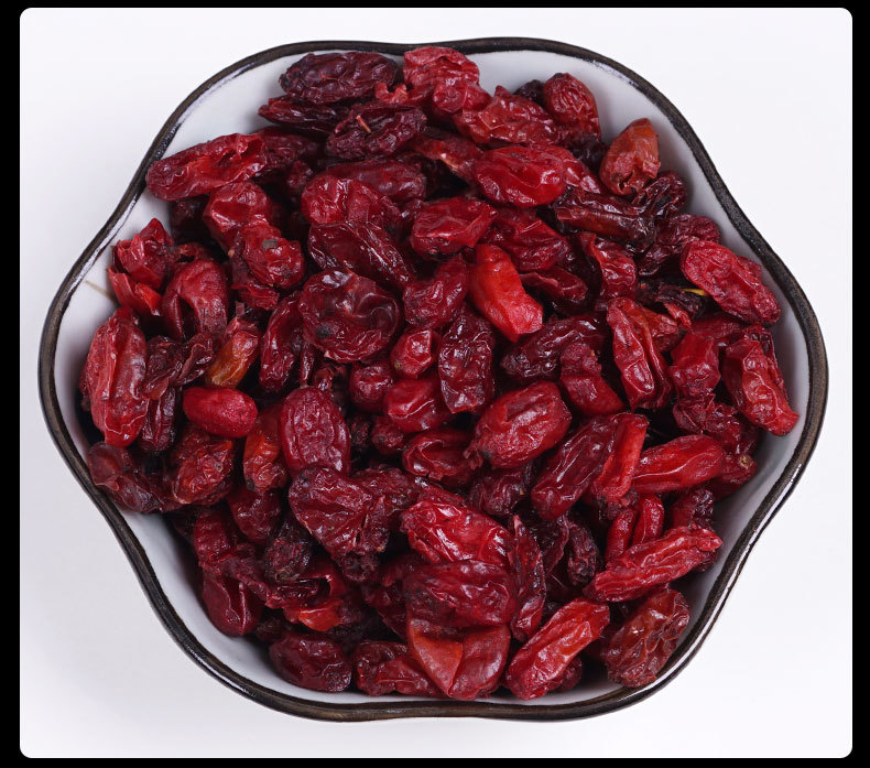 Shan Zhu Yu (Cornus officinalis) — Dried Pitted Dogwood Fruit, Qinling Origin Food Herb for Tea in use