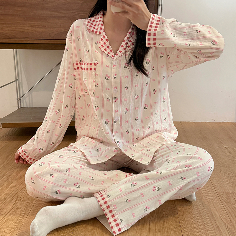 Pijamas de otoño al por mayor transfronterizos mujeres nuevas nubes de algodón de manga larga con solapa pequeña manga larga pantalones largos casuales set de ropa casera