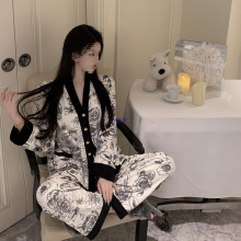 ���؉|���ӷ����ļ��a���ЋD�����⴩�������˯��Ů�Ҿӷ����b