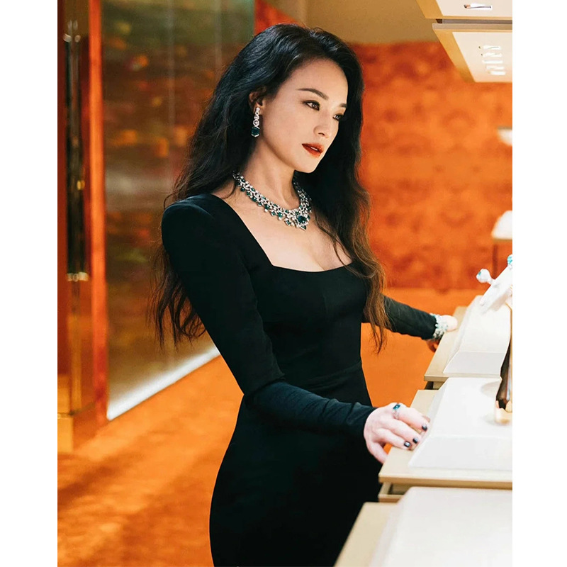 French evening dress for women 2024 dress light luxury niche high-end long sleeve banquet elegant socialite high-grade black