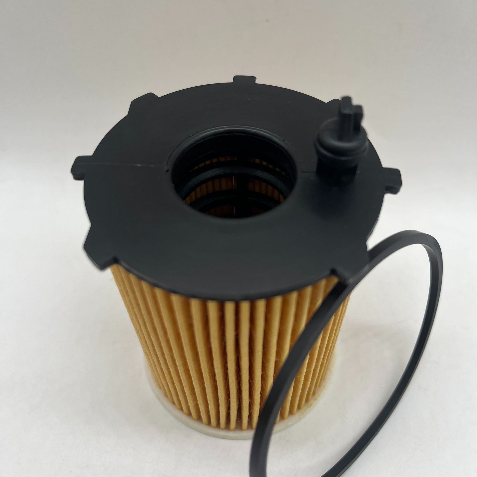 Oil Filter 1109AY 1109T3 1610693780 30735875 for Citroën Volvo
