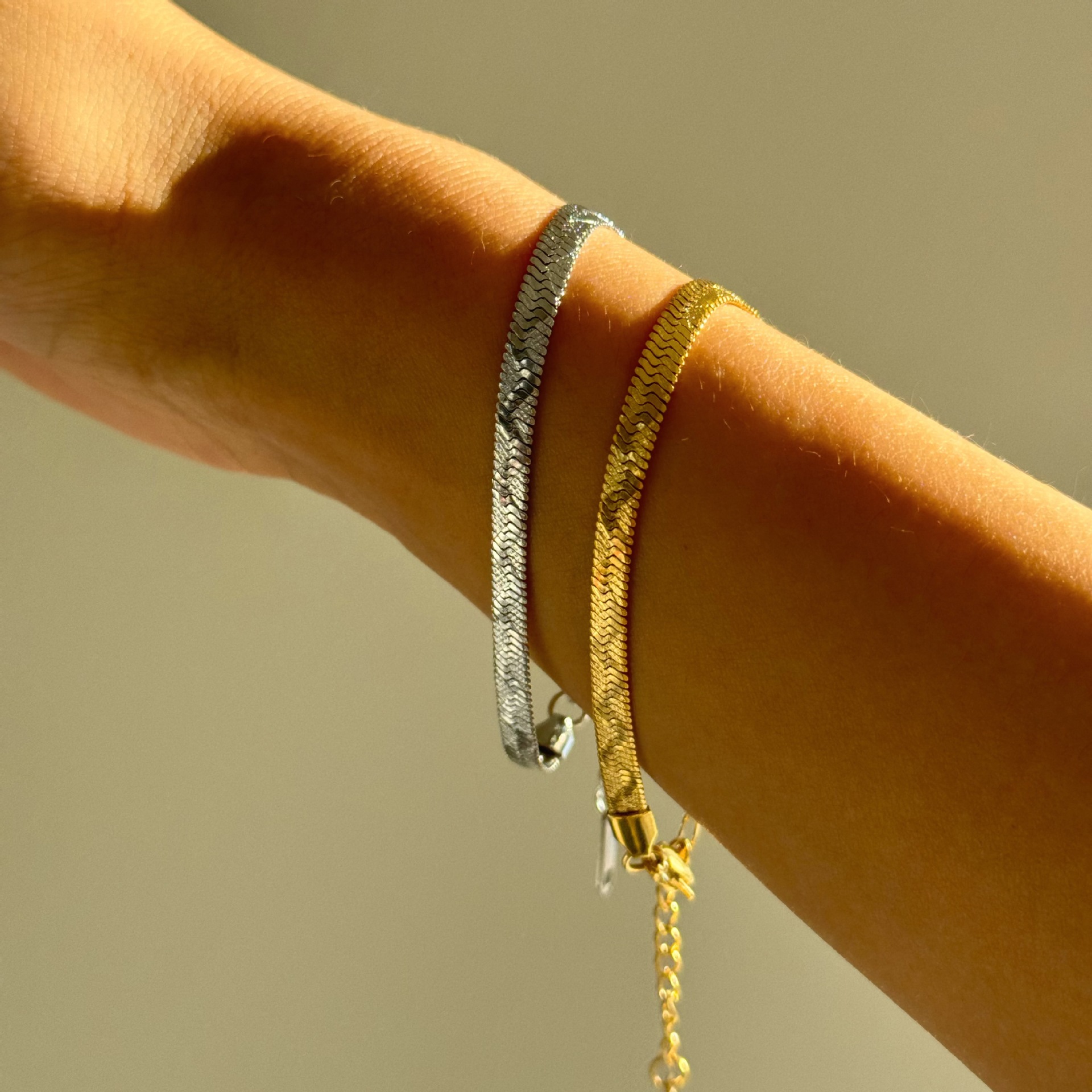 Women's Gender Simple Style Commute Star Titanium Steel Plating Gold Plated Bracelets