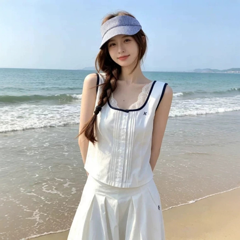 Korean-Style Sweet Sports Vest and Wide-Leg Casual Pants Set for Women, New Summer Style, Elegant and Slimming, White Two-Piece Set