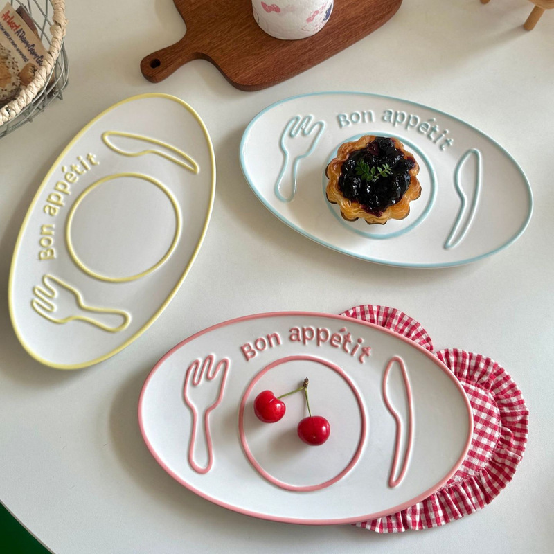 Korean influencer's dopamine-style hand-painted oval plate, simple and high-value ceramic plate, dessert plate, oval plate Korean influencer's dopamine-style hand-painted oval plate, simple and high-value ceramic plate, dessert plate, oval plate