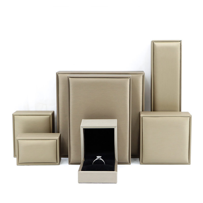 Wenjian cepillado pu caja de joyería de cuero caja de anillo de embalaje caja colgante pulsera collar caja de regalo fabricante