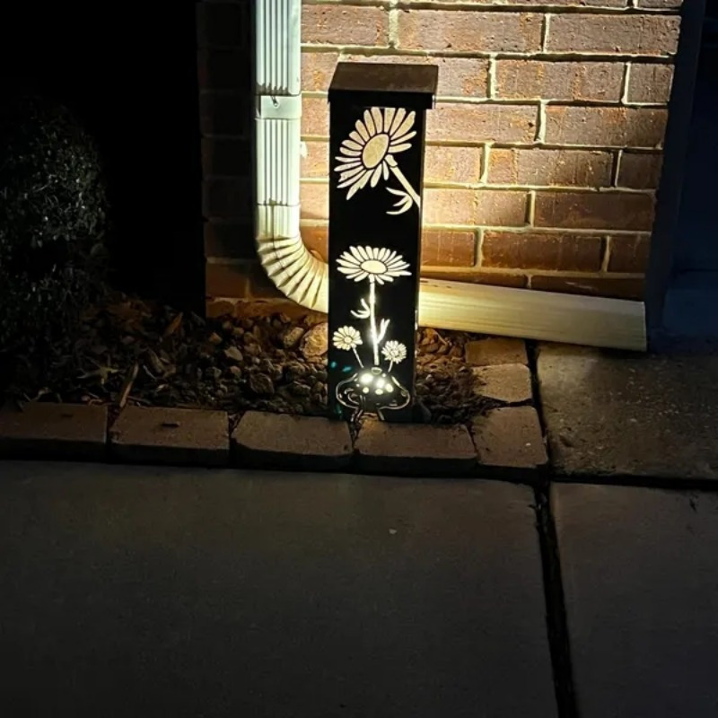 Cross-Border Rusty Fern Leaf Column Creative Hollow Courtyard Garden Decor Metal Craft Ornament_voghion.com