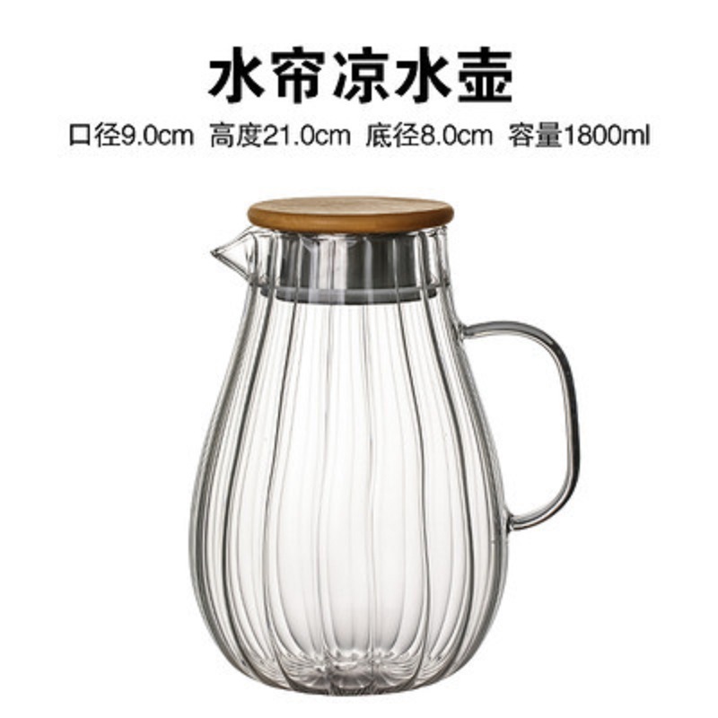 Bambú cubierta de acero a rayas gota de agua fría botella de agua