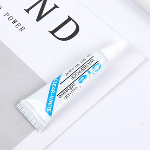 Professional makeup artist with glue false eyelash glue single cluster eyelash glue double eyelash glue gift glue 4g