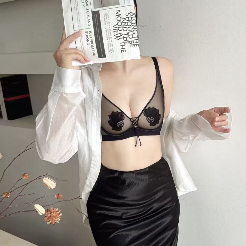 Embroidered Sexy Lace Lingerie for Women, Summer Thin Style, Breathable, Minimizes Large Bust, Comfortable Adjustable Bra