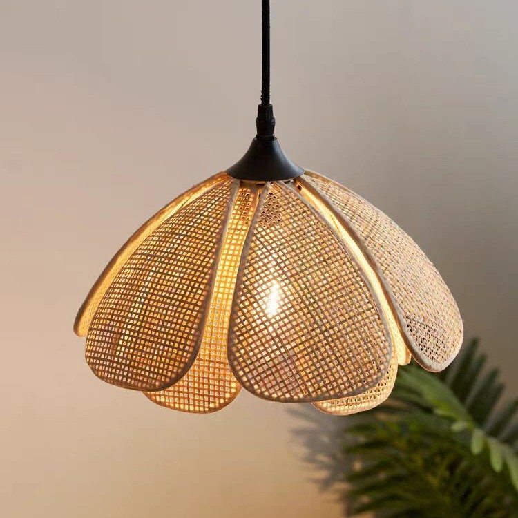 Wabi-Sabi Style Japanese Restaurant Lamp Bar Balcony Aisle Rattan Bedside Small Chandelier Combination Three-Head Retro Petal Lamp