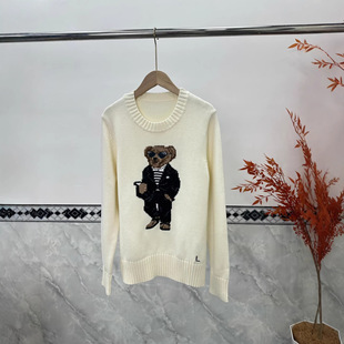 ��ƷR�Һ�ɫ���bС��ë��Ů���A���������b���� ���c��Ʀ��ī�R��