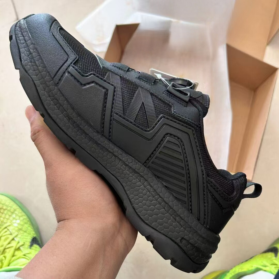 Authentic New-Style Outdoor Training Anti-Puncture Hiking For Men With Rotary Buckle, Wear-Resistant Casual Shoes, Black_vogvips.com