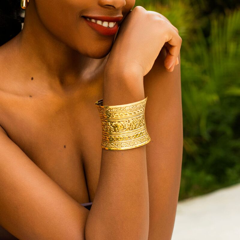 European Style Punk Large Wide Women's Opening Adjustable Carved Bracelet Jewelry Coil Upper Arm Flower Pattern Bracelet