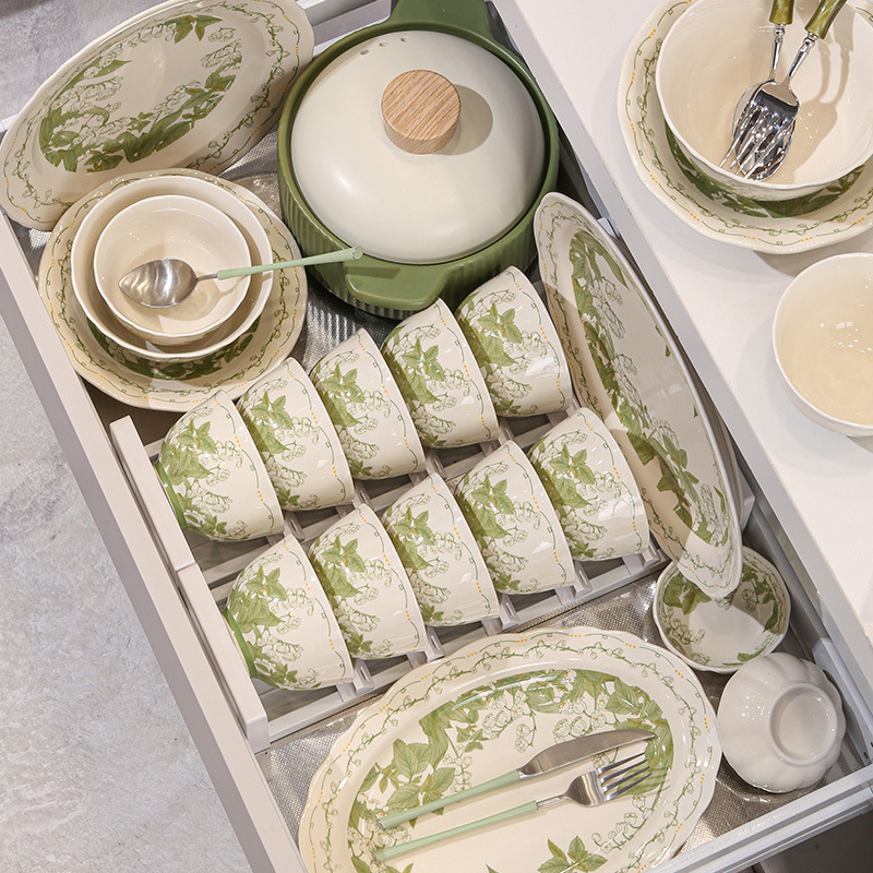 Fresh and Simple Household Bowl and Plate Set with Green Floral Designs, Cute Ceramic Rice Bowls, Plates, Soup Bowls, Complete Gift Set of Bowls and Plates Fresh and Simple Household Bowl and Plate Set with Green Floral Designs, Cute Ceramic Rice Bowls, Plates, Soup Bowls, Complete Gift Set of Bowls and Plates