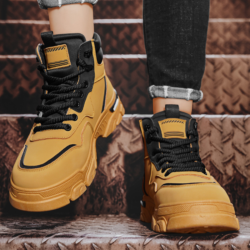 2024 otoño nuevas botas Martin para hombres británicos locomotora de viento botas de herramienta con suela gruesa versátil alta botas de amarillo zapatos de moda para hombres