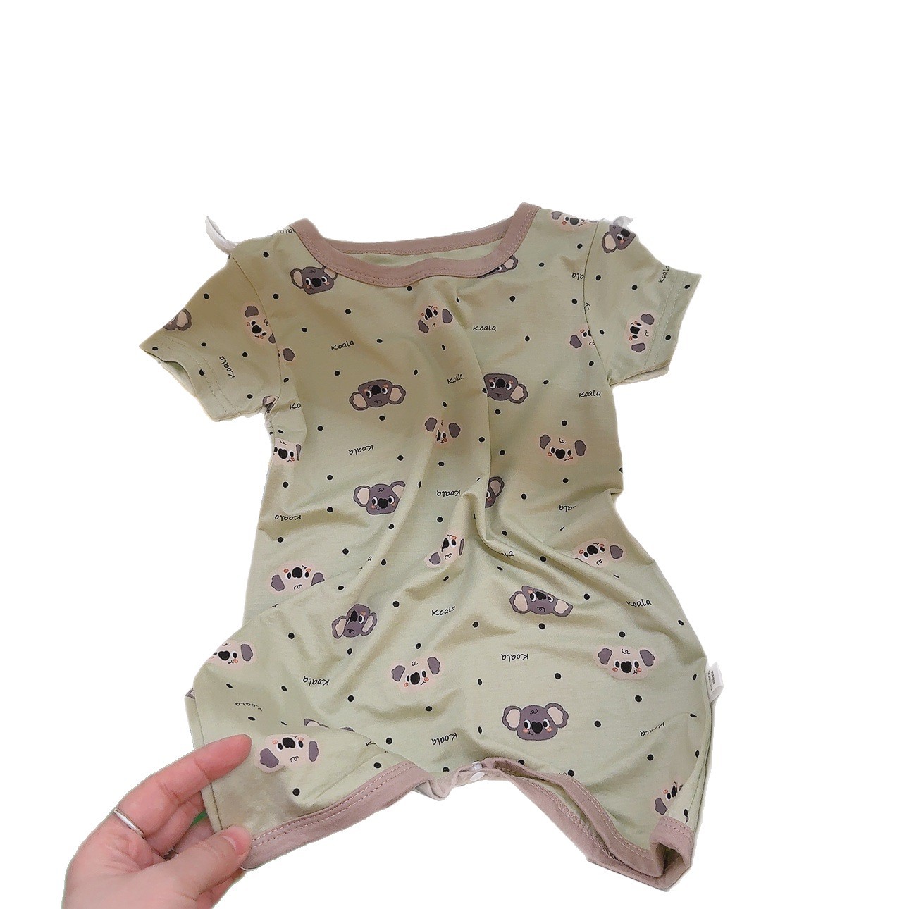 Su pijama de bebé 2025 verano nuevo camisón de bebé Lycell, edredón a prueba de patadas, saco de dormir para niños, pierna dividida, mono