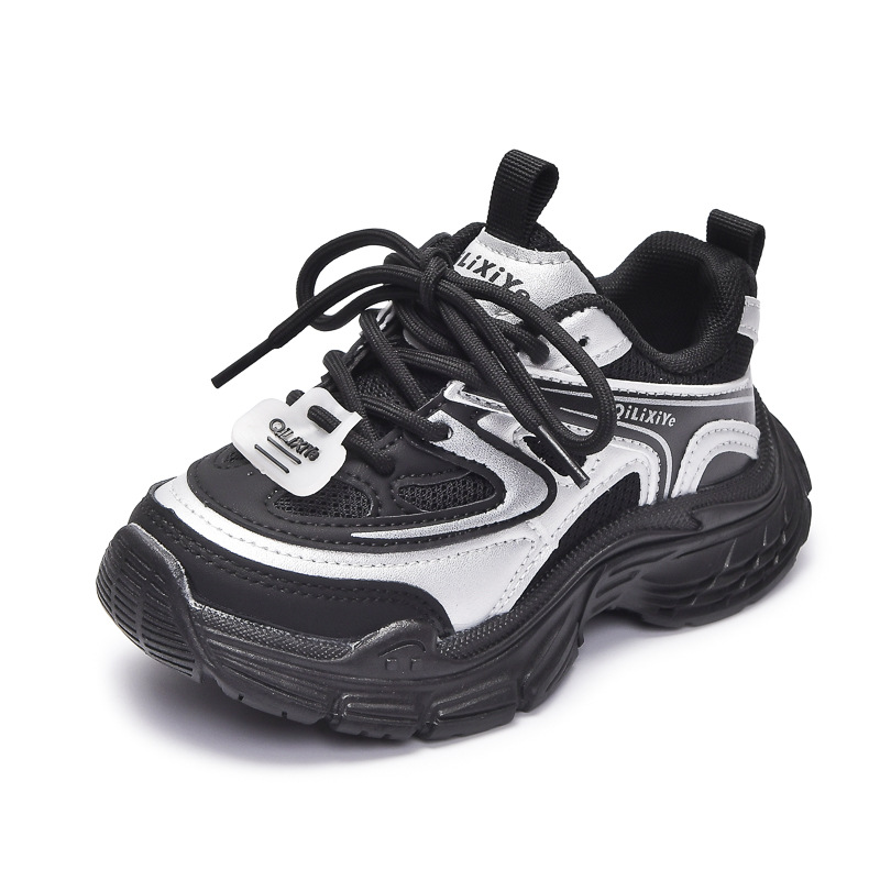 Calzado deportivo para niños 2025 primavera nueva chica versión coreana de malla transpirable zapatos de papá tesoro femenino zapatos casuales de todo fósforo