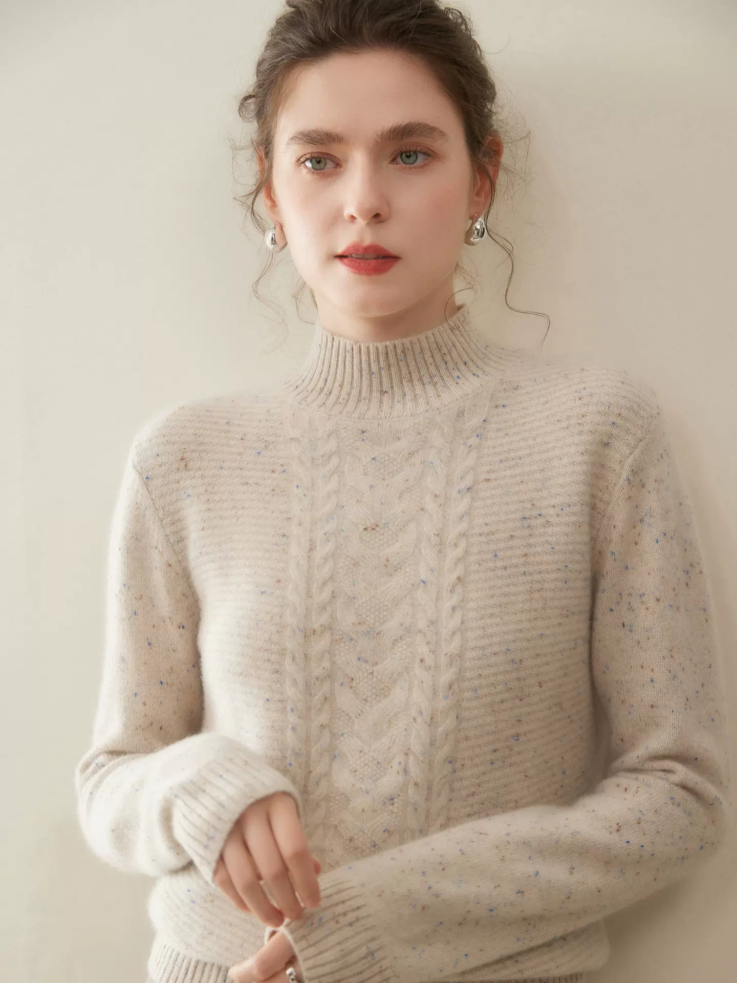 减龄亲肤半高领套头厚保暖山羊绒衫女2025秋冬新款针织毛衣