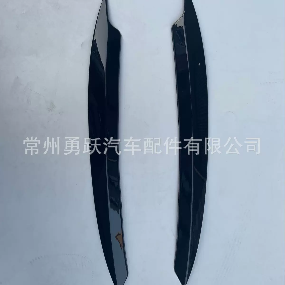 适用于大众高尔夫7 高7 MK7 Goif7前大灯灯眉改装 大灯灯贴