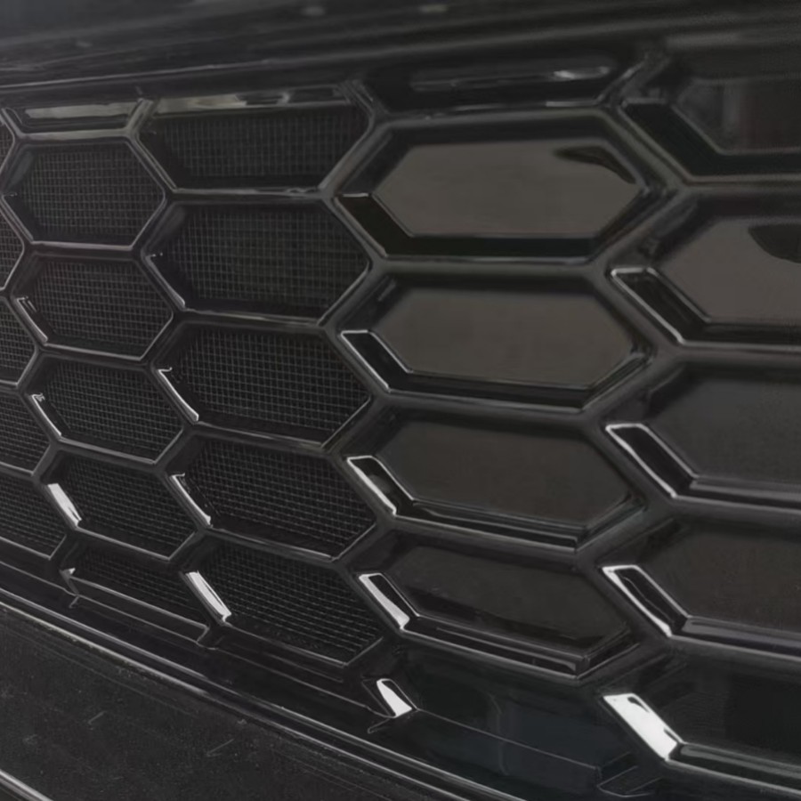 Suitable for 26 models of Audi Q5L, anti-insect net for the front grille and radiator protection, dust-proof net, made of ABS and stainless steel
