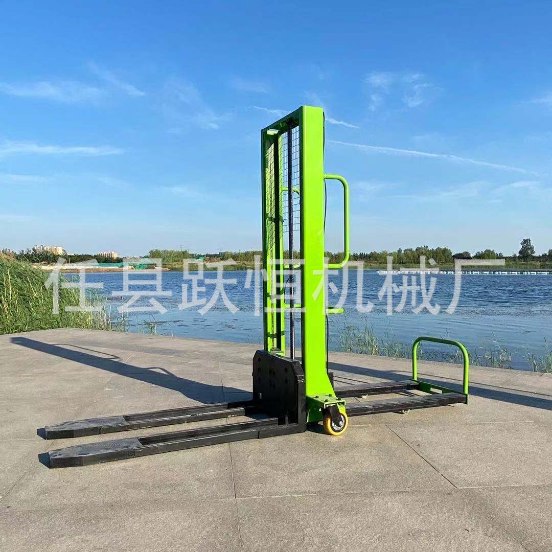 自体登高叉车 电动搬运随车叉车 手推上下货装卸升降叉车