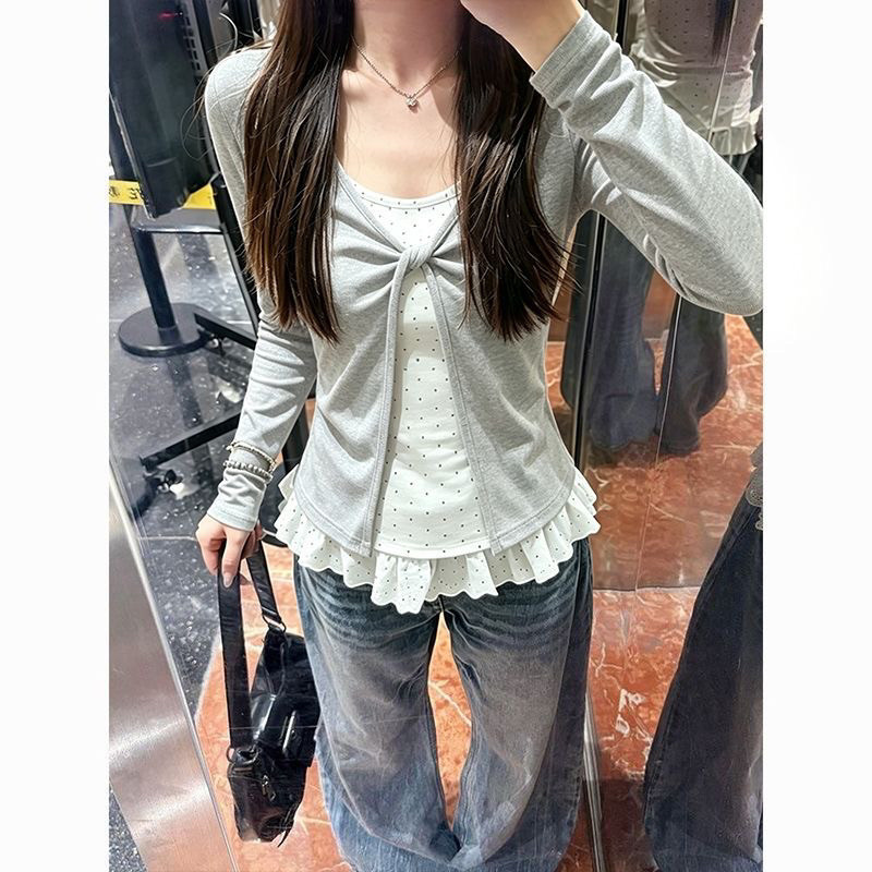 Twisted knit faux two-piece long-sleeve T-shirt for women, autumn trendy and stylish, with a unique polka dot and lace design, comfortable and versatile as an inner layer Twisted knit faux two-piece long-sleeve T-shirt for women, autumn trendy and stylish, with a unique polka dot and lace design, comfortable and versatile as an inner layer