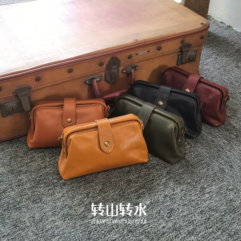 2026 Genuine Leather Women's Bag, First-Layer Cowhide Clip Bag, Casual Vegetable-Tanned Leather Box Bag, Mini Crossbody Bag with Clasp, Light Luxury
