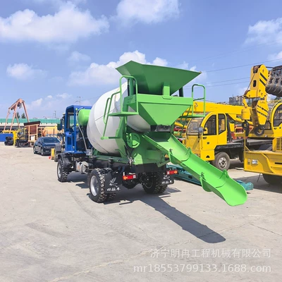 Betonqarışdıran maşınlar with Four-Wheel Drive for Even