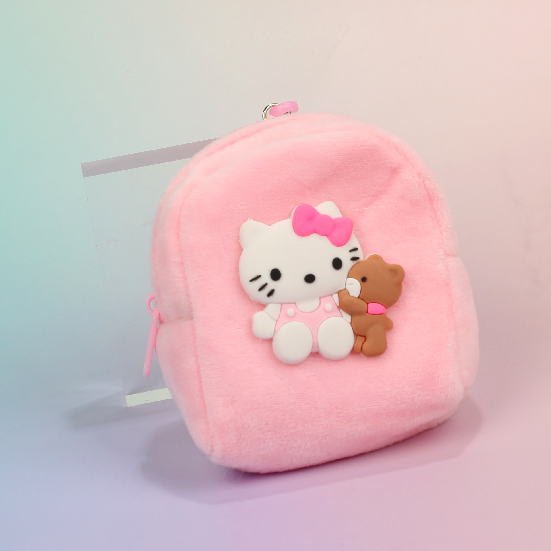 크리스탈 책가방 모양의 핑크 고양이
