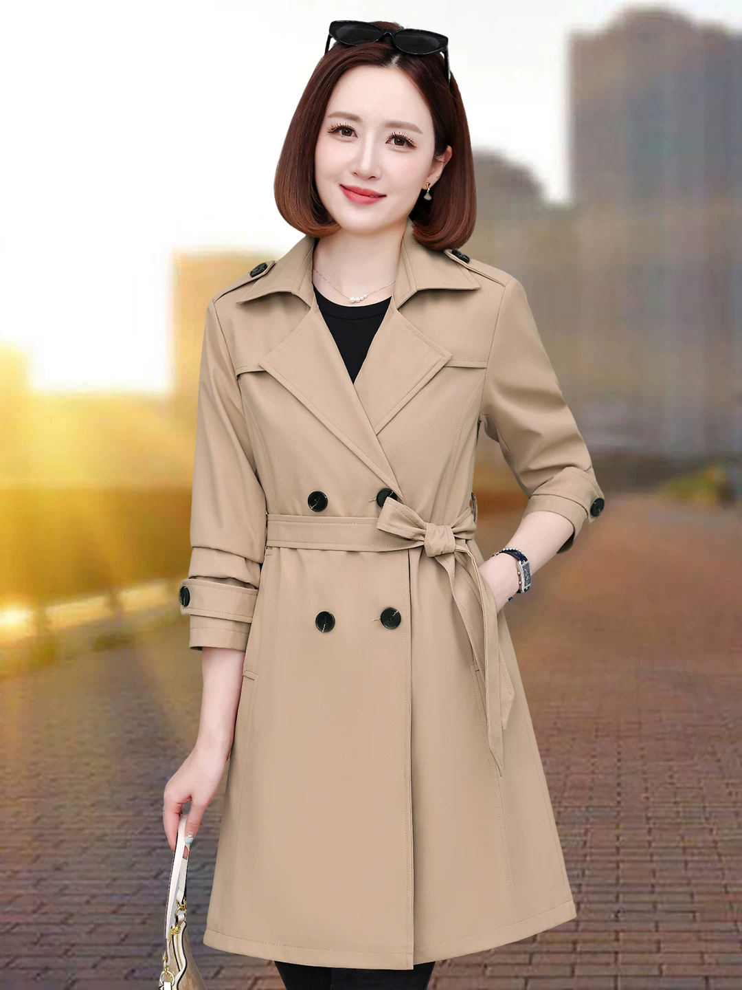 Mid-length trench coat for women, 2026 spring and autumn new fashion, stylish and elegant, designed for middle-aged mothers, with a waist-cinching effect to create a slimming silhouette, suitable for work