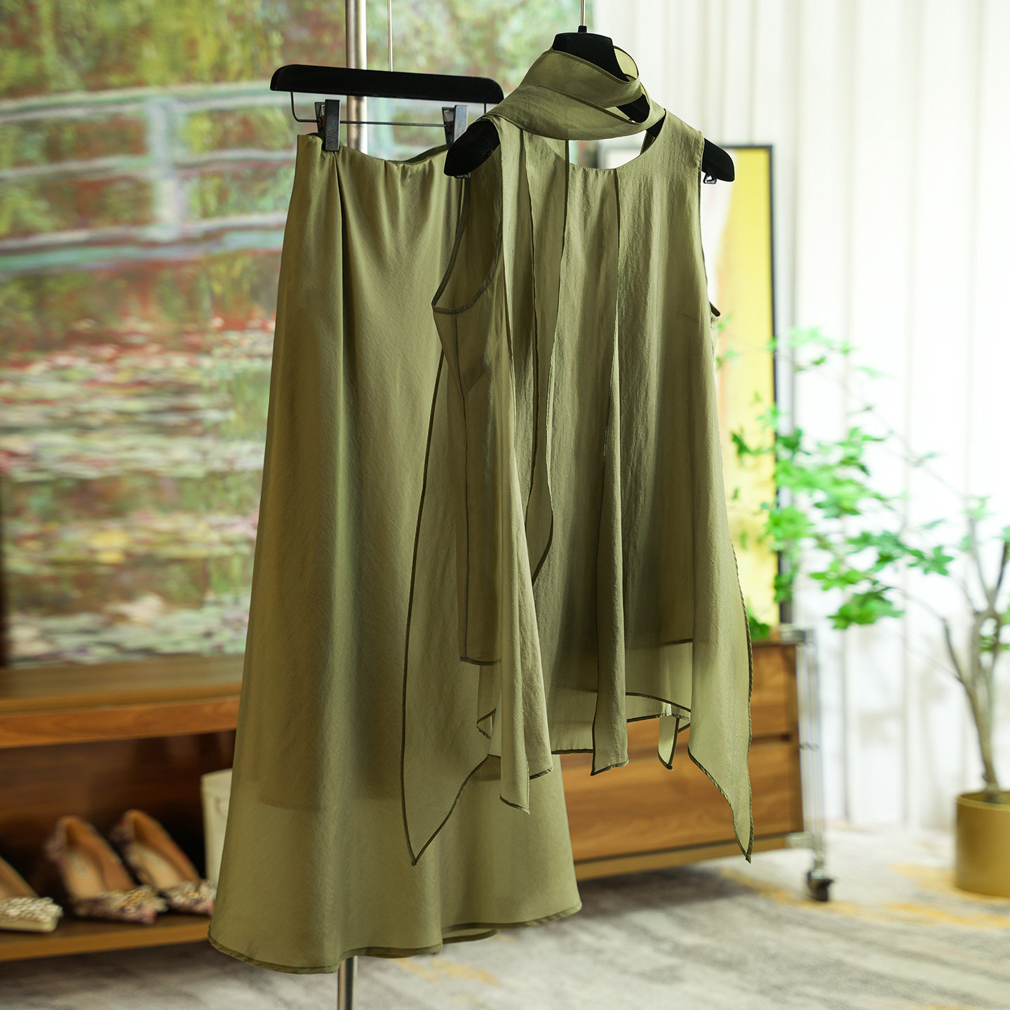 Tea green