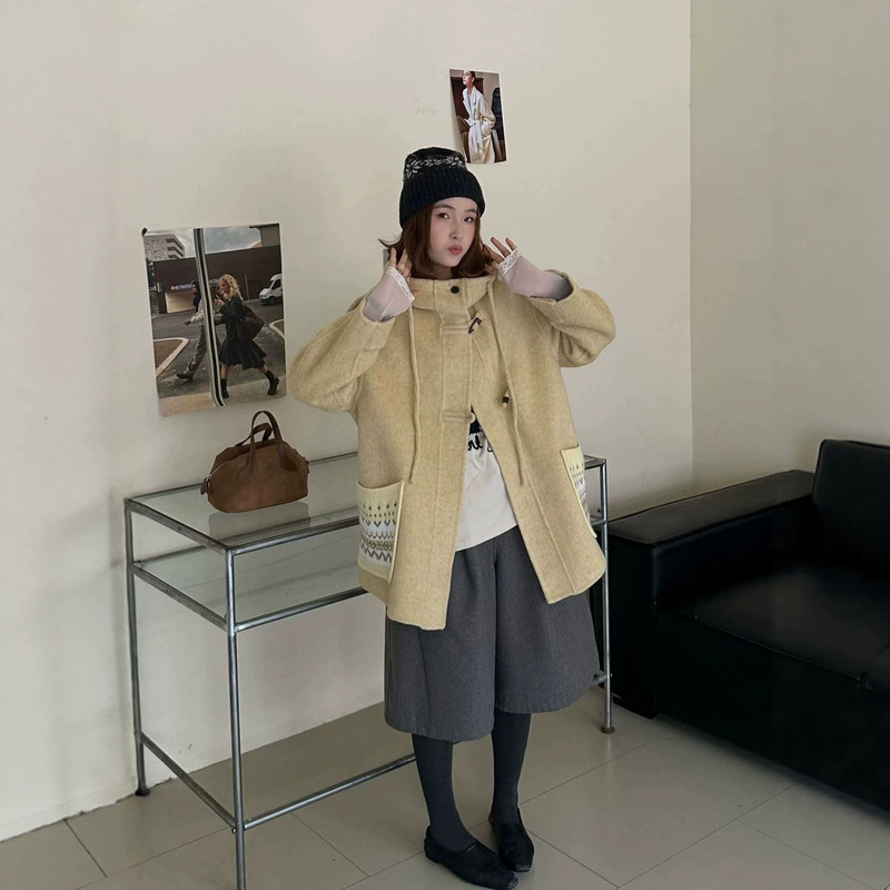 Korean-style double-sided wool coat, mid-length, stand-up collar, hooded, with Fair Isle pockets, thickened, Chanel-inspired, autumn and winter coat Korean-style double-sided wool coat, mid-length, stand-up collar, hooded, with Fair Isle pockets, thickened, Chanel-inspired, autumn and winter coat