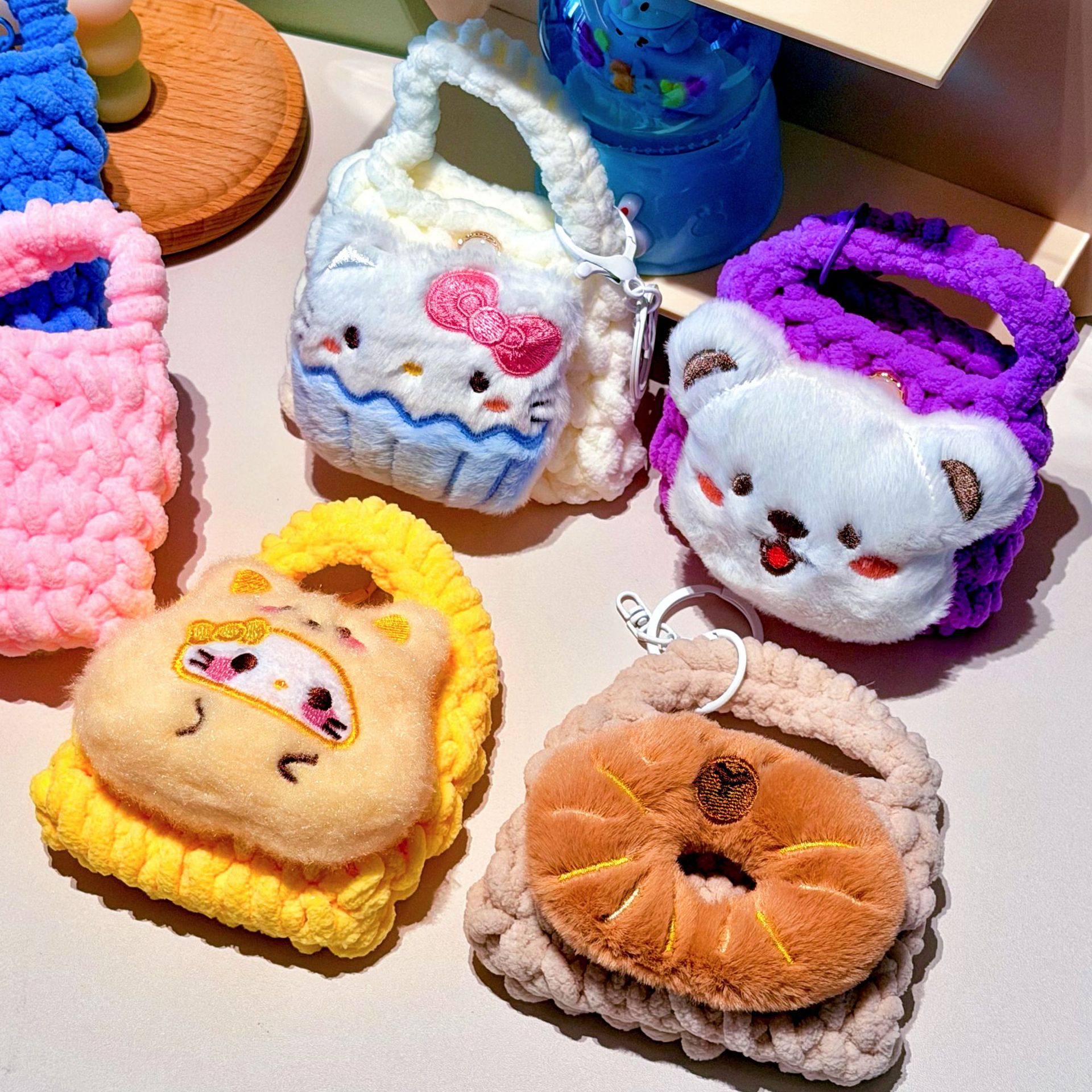 Mini bolso de peluche, bolso de dibujos animados, bolso de peluche, bolso de tarjetas creativas, bolso de colgante, lindos suministros creativos para estudiantes