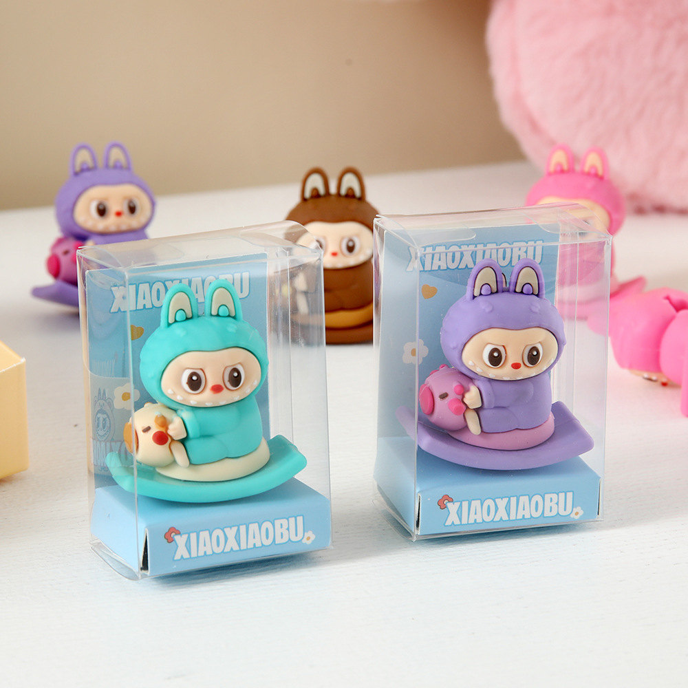 Nuevo cuchillo de lápiz de tela pequeña venta transfronteriza caliente para niños lápiz manual de goma blanda dibujos animados estudiantes de papelería