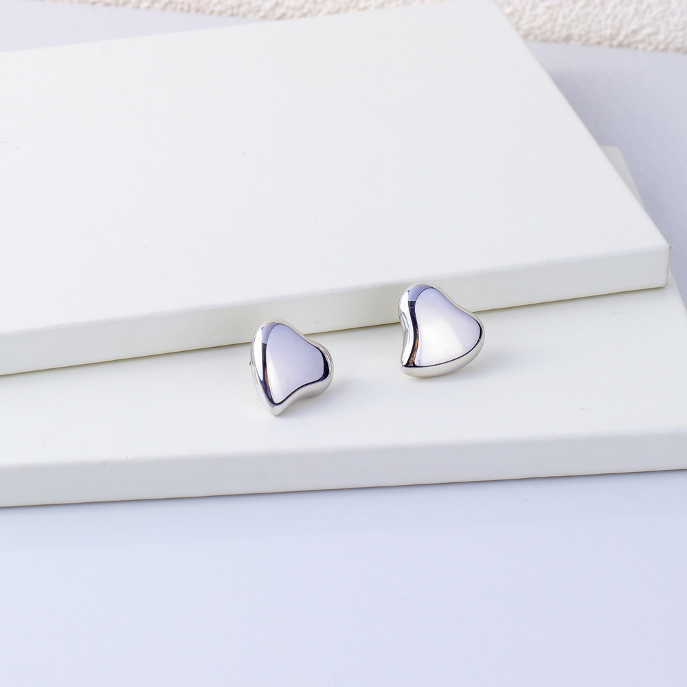Heart Shape Pattern Women's Gender 1 Pair Lady Korean Style Heart Shape Plating Stainless Steel Ear Studs