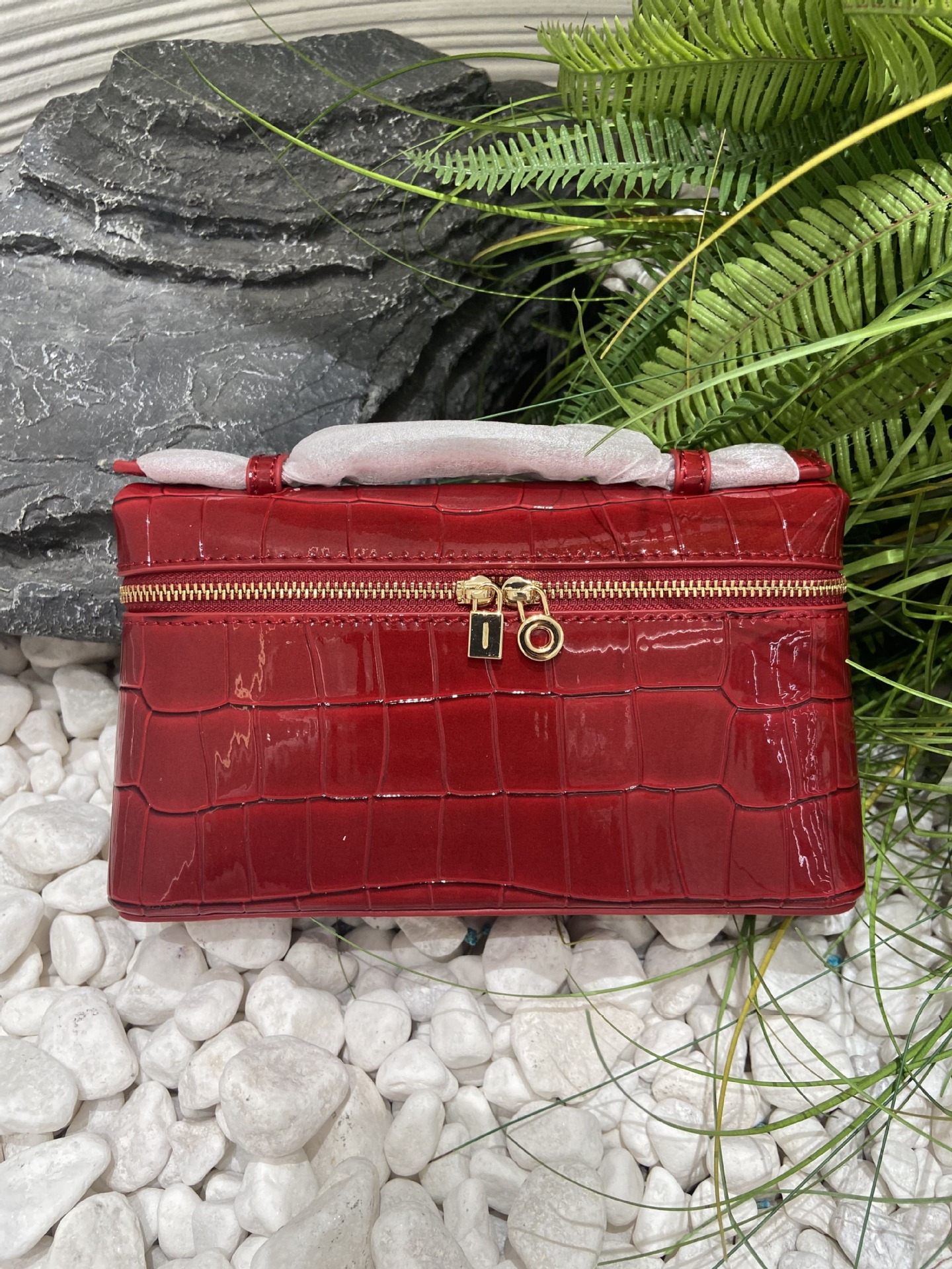 LP19gigi 同型化粧品袋 クロコダイル柄 ボックスバッグ 本革 ランチボックスバッグ ショルダー クロスボディ ポータブル 小さめ スクエアバッグ