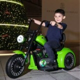 Новый детский электромотоцикл может заряжаться человеком, а трехколесная аккумуляторная машинка с дистанционным управлением станет веселой поездкой для мальчиков и девочек.